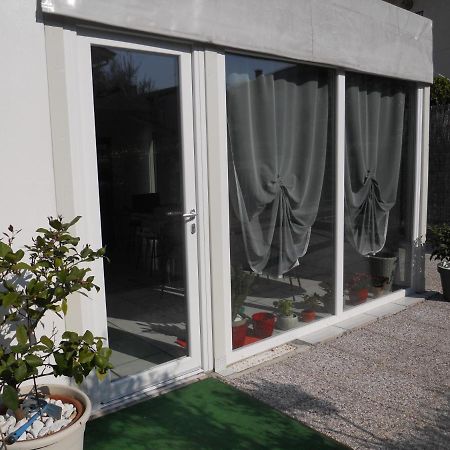 B&B Villa Flora Peschiera del Garda Exterior foto
