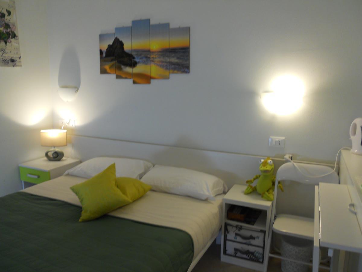 B&B Villa Flora Peschiera del Garda Exterior foto